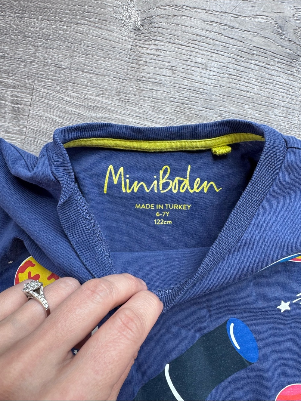 Mini Boden Fox Stargazing Space Shirt - Picture 3 of 4